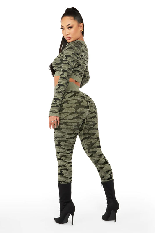 Hunting Szn Olive Camo Active Set